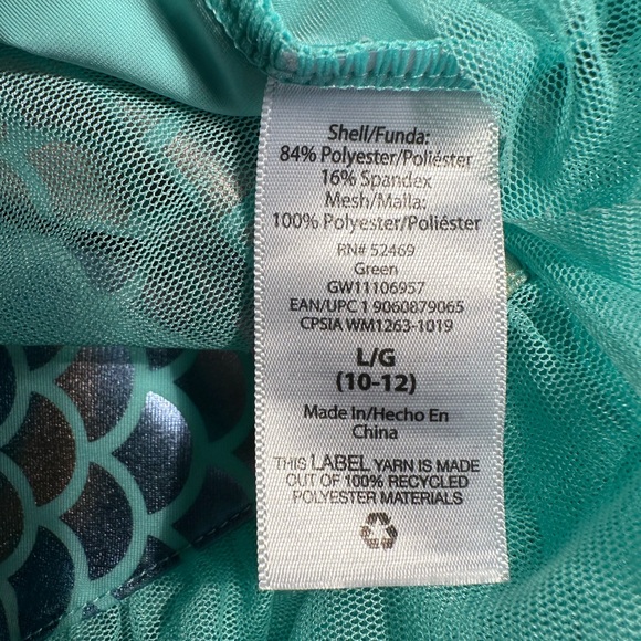 Iridescent Lace Trimmed Mermaid Skirt/Swim Cover - Picture 6 of 8